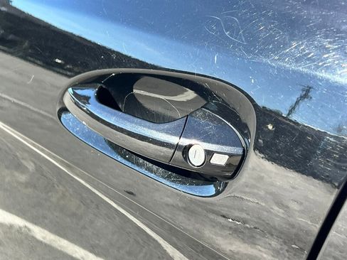 Used 2014 Mercedes-Benz ML 350 4MATIC w/ Premium 1 Package image 9