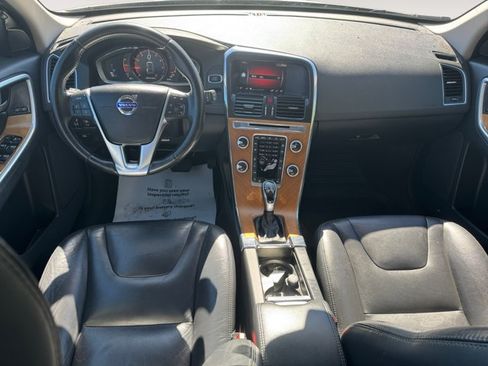 Used 2017 Volvo XC60 T6 Inscription w/ Preferred Option Package AWD/4WD image 10