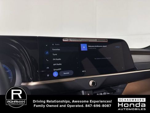 Used 2025 Toyota Crown Signia image 6