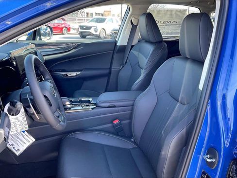 New 2026 Lexus NX 350h Premium image 9