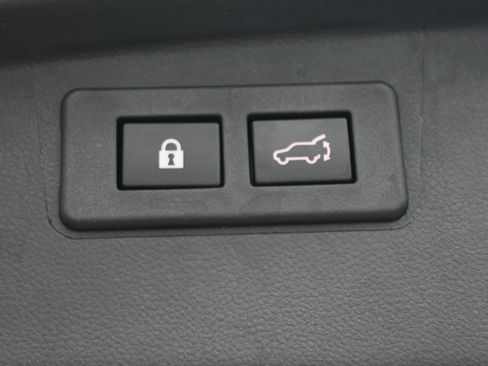 Used 2025 Subaru Outback Onyx Edition AWD/4WD image 25