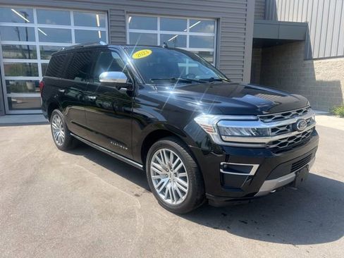 Used 2023 Ford Expedition Platinum AWD/4WD image 3