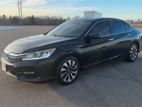 Used 2017 Honda Accord EX-L image 4