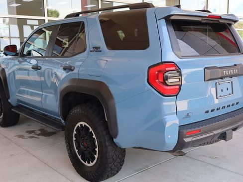Used 2025 Toyota 4Runner TRD Off-Road Premium w/ Tow Technology Package AWD/4WD image 6