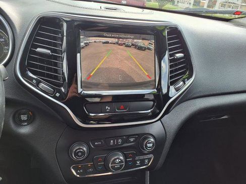 Certified 2019 Jeep Cherokee Limited image 15