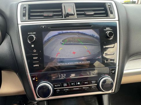 Used 2019 Subaru Outback 2.5i Premium image 18