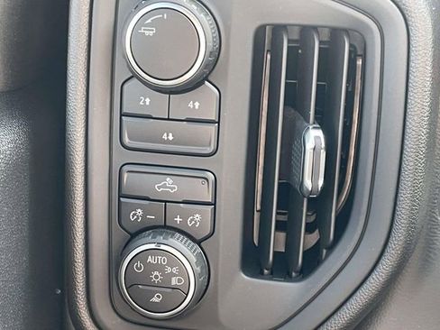 Used 2021 Chevrolet Silverado 2500 Custom w/ Custom Value Package AWD/4WD image 23