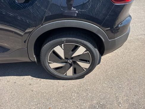 New 2025 Volvo EX40 Core w/ Climate Package image 10