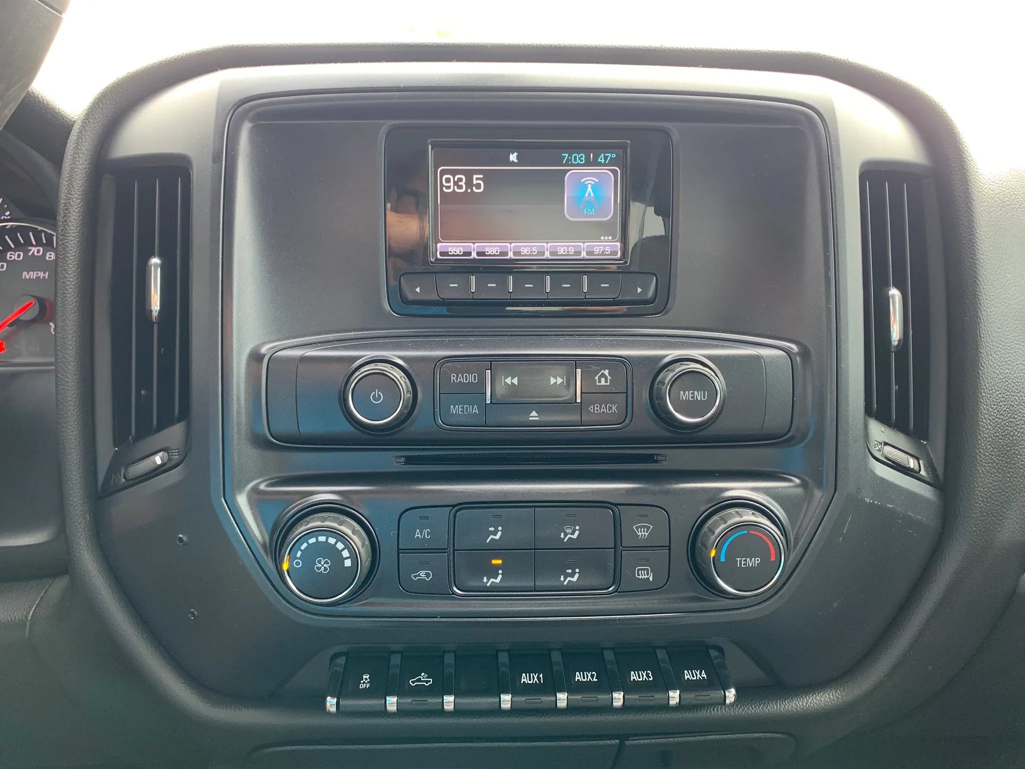 Used 2015 Chevrolet Silverado 3500 W/T w/ WT Convenience Package AWD/4WD image 15