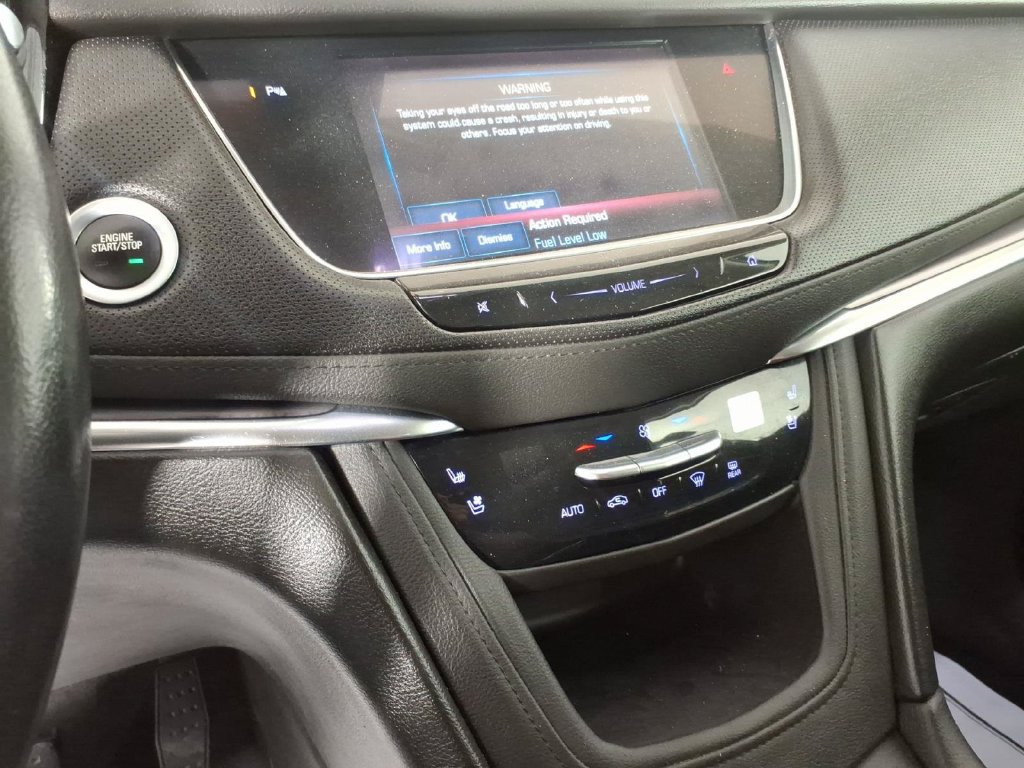Used 2019 Cadillac XT5 Premium Luxury FWD image 16