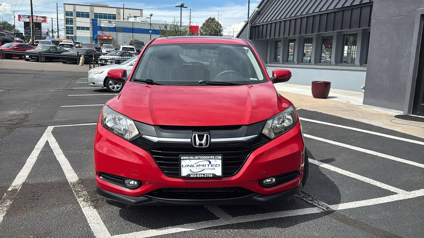 Used 2017 Honda HR-V EX image 8