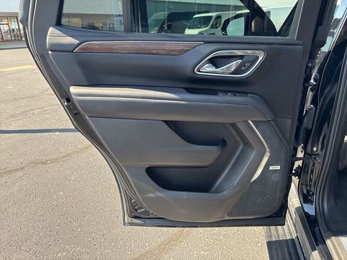 Used 2023 Chevrolet Tahoe High Country AWD/4WD image 43
