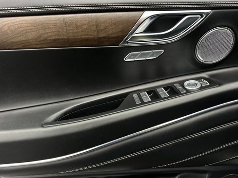 Used 2023 Genesis GV80 2.5T w/ Advanced Package image 12