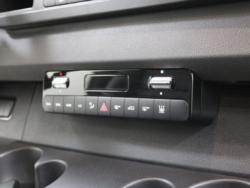 New 2024 Mercedes-Benz Sprinter 2500 image 25