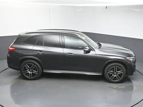 Used 2025 Mercedes-Benz GLC 300 w/ AMG Line image 51