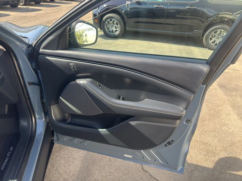 Used 2023 Ford Mustang Mach-E Select RWD image 27