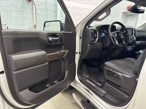 Used 2020 Chevrolet Silverado 1500 LT w/ All-Star Edition AWD/4WD image 13