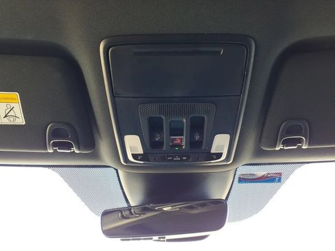 Used 2026 Honda Pilot Black Edition image 24