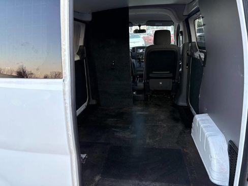 Used 2015 Nissan NV200 SV w/ Technology Package image 6