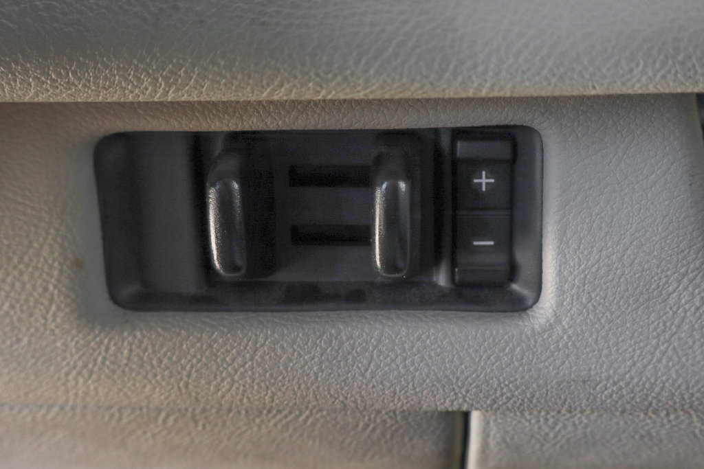 Used 2021 Lincoln Navigator Reserve AWD/4WD image 37