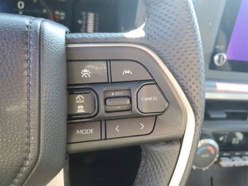 Certified 2025 Toyota Tacoma SR5 image 20