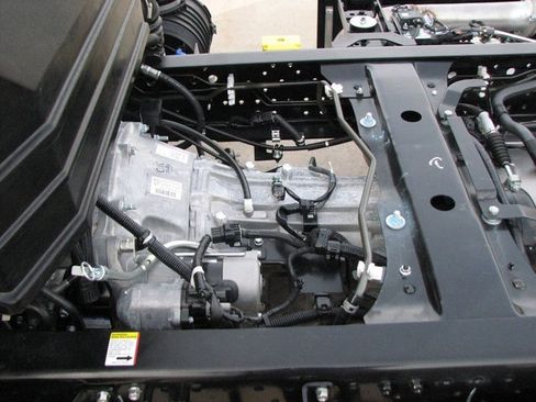 New 2024 Chevrolet Low Cab Forward 4500 XD image 17