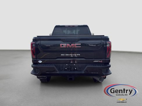 Used 2025 GMC Sierra 2500 AT4 w/ AT4 Premium Plus Package AWD/4WD image 27