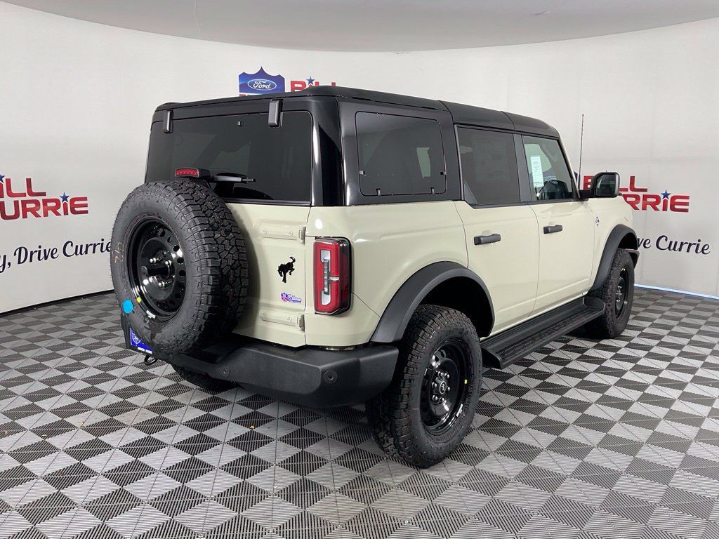 New 2026 Ford Bronco Outer Banks AWD/4WD image 4