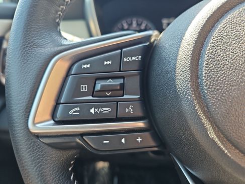 Used 2023 Subaru Outback Limited AWD/4WD image 18