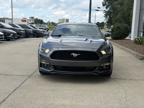 Used 2015 Ford Mustang Coupe w/ Equipment Group 051A RWD image 13