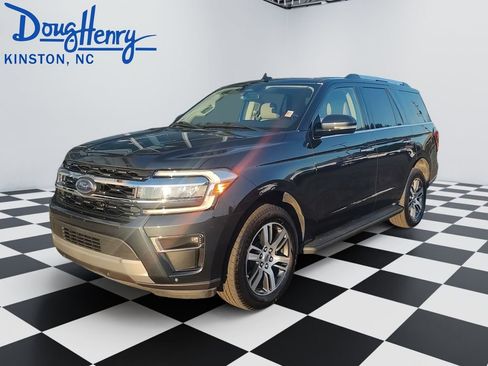 Used 2024 Ford Expedition Limited AWD/4WD image 1