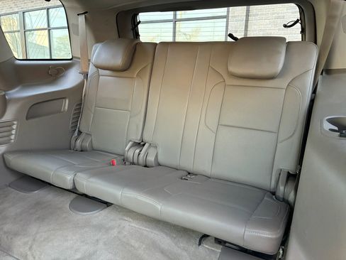 Used 2015 Chevrolet Tahoe LTZ AWD/4WD image 14