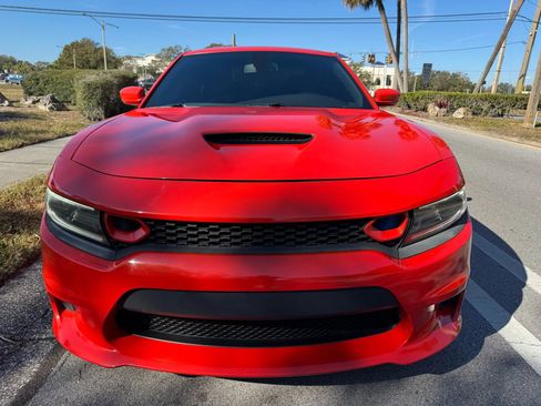 Used 2019 Dodge Charger GT image 3