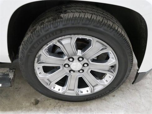 Used 2016 GMC Yukon Denali w/ Open Road Package image 7