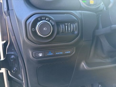 Used 2021 Jeep Wrangler Unlimited Sahara w/ Cold Weather Group image 22