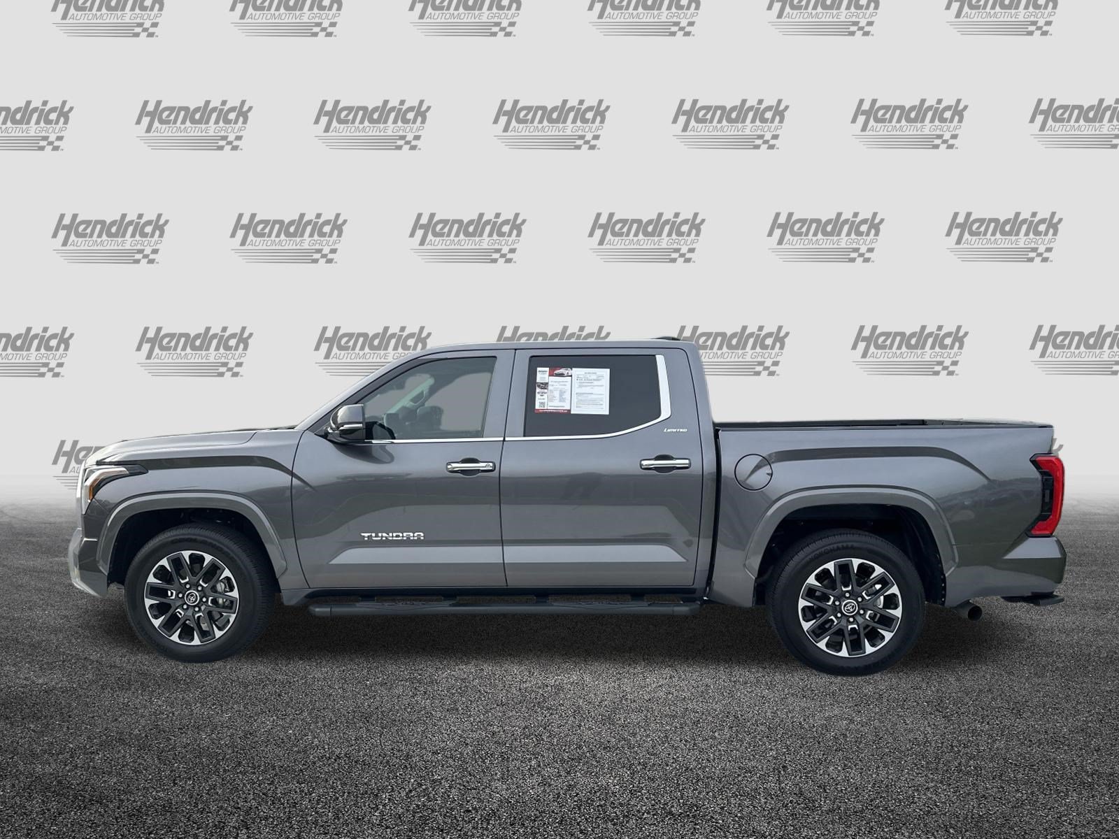 Used 2023 Toyota Tundra Limited w/ Power Package RWD image 7