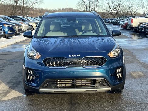 Used 2022 Kia Niro LXS image 8