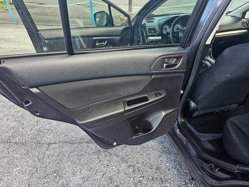 Used 2013 Subaru Impreza 2.0i Premium w/ All-Weather Pkg image 13