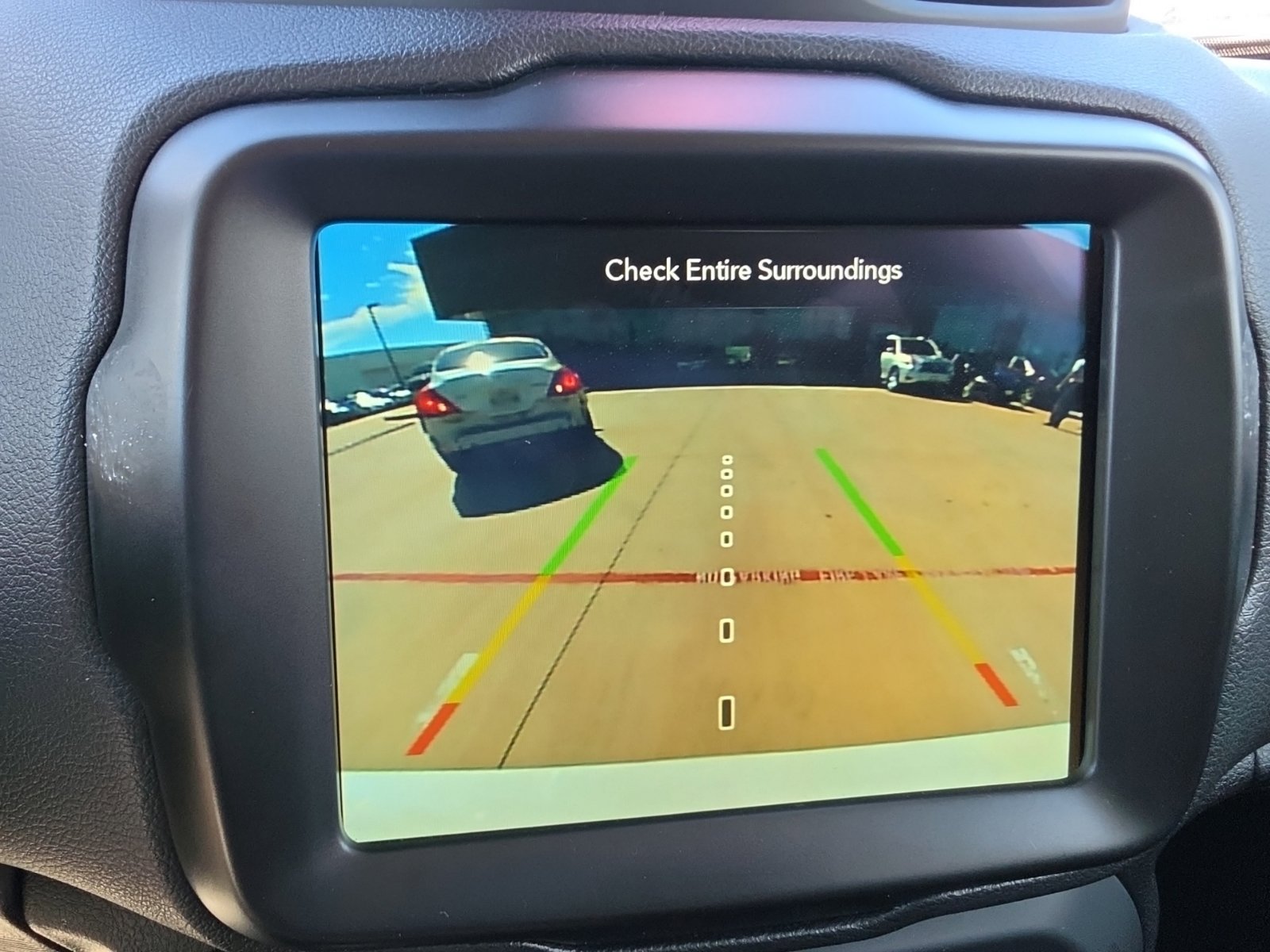 Used 2023 Jeep Renegade Latitude AWD/4WD image 16