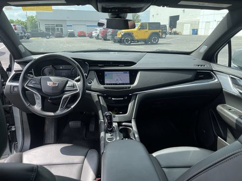 Used 2024 Cadillac XT5 Premium Luxury AWD/4WD image 21