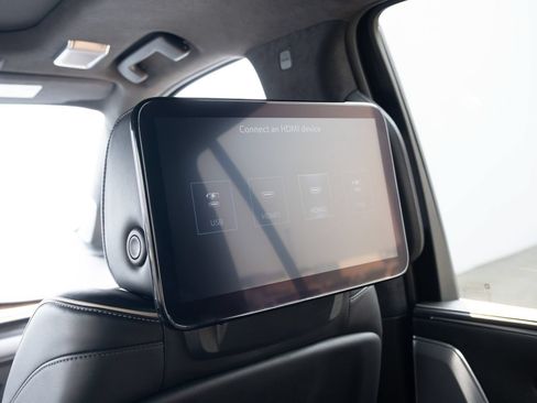 Used 2022 Cadillac Escalade Sport Platinum AWD/4WD image 21