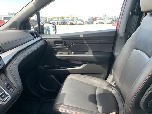 Used 2025 Honda Odyssey Sport-L image 28