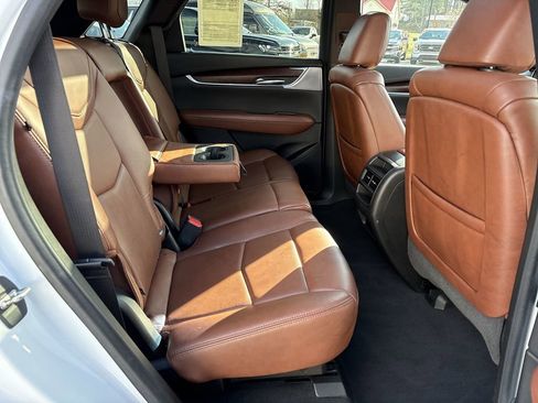 Used 2020 Cadillac XT5 Sportv w/ LPO, Floor Liner Package image 30