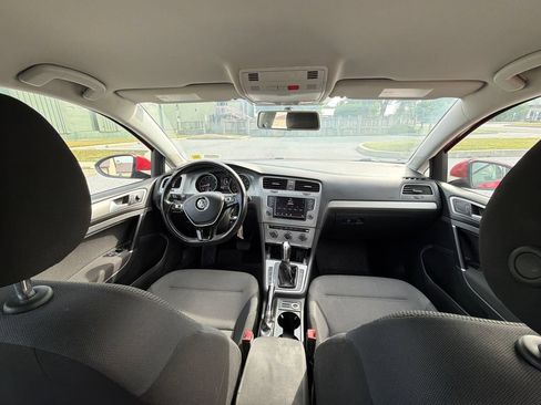 Used 2016 Volkswagen Golf S FWD image 15