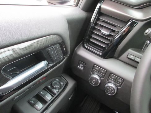 New 2026 GMC Sierra 1500 AT4 w/ AT4 Premium Package AWD/4WD image 19