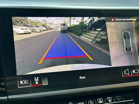 Used 2021 Audi A8 L 4.0T image 18