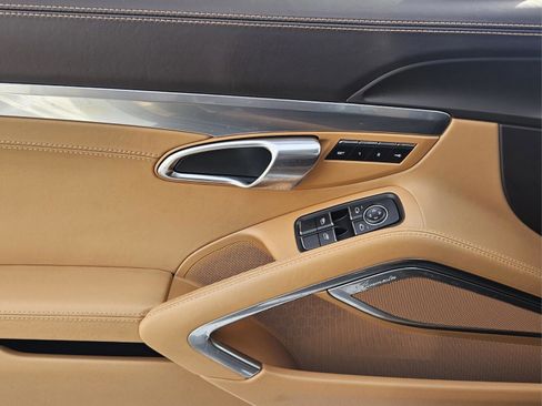 Used 2019 Porsche 911 Turbo w/ Light Design Package image 25