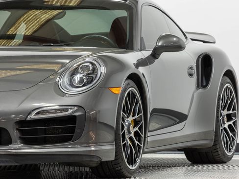 Used 2015 Porsche 911 Turbo S AWD/4WD image 6