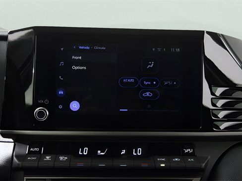 Used 2025 Toyota Camry LE image 29