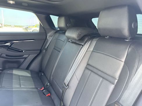 Used 2026 Land Rover Range Rover Evoque Dynamic SE AWD/4WD image 21